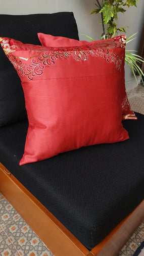 Maroon Glimmer C