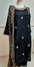 Load image into Gallery viewer, Black Embellished 3 pc