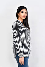 Load image into Gallery viewer, Black Striped top