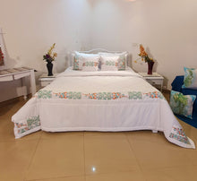 Load image into Gallery viewer, Snow White Bridal Bedsheet