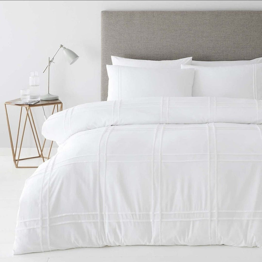 White Box Pleated Duvet Cover