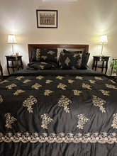 Load image into Gallery viewer, Siyah e-Zewar — Black &amp; Gold Bridal Chicken Kari Set (8-Piece)
