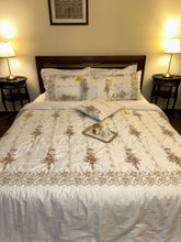 Load image into Gallery viewer, Nikkah Noor — White &amp; Gold Chicken Kari Bridal Set (8-Piece)
