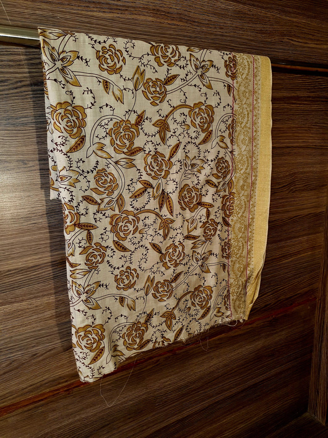 Beige Floral Print Zari Shawl