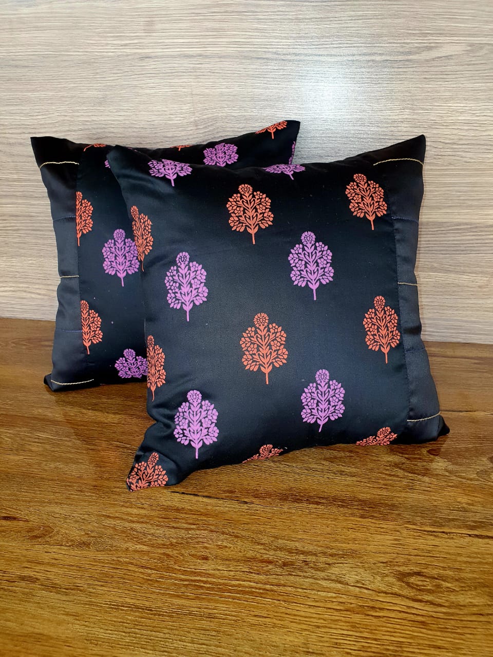 Black Maple Cushions Cover